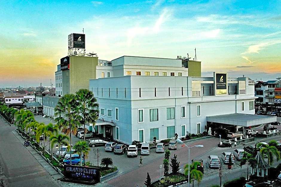 Grand Elite Hotel Pekanbaru