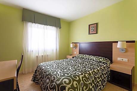 Hotel Canaima Bruma 1,5 k Camino