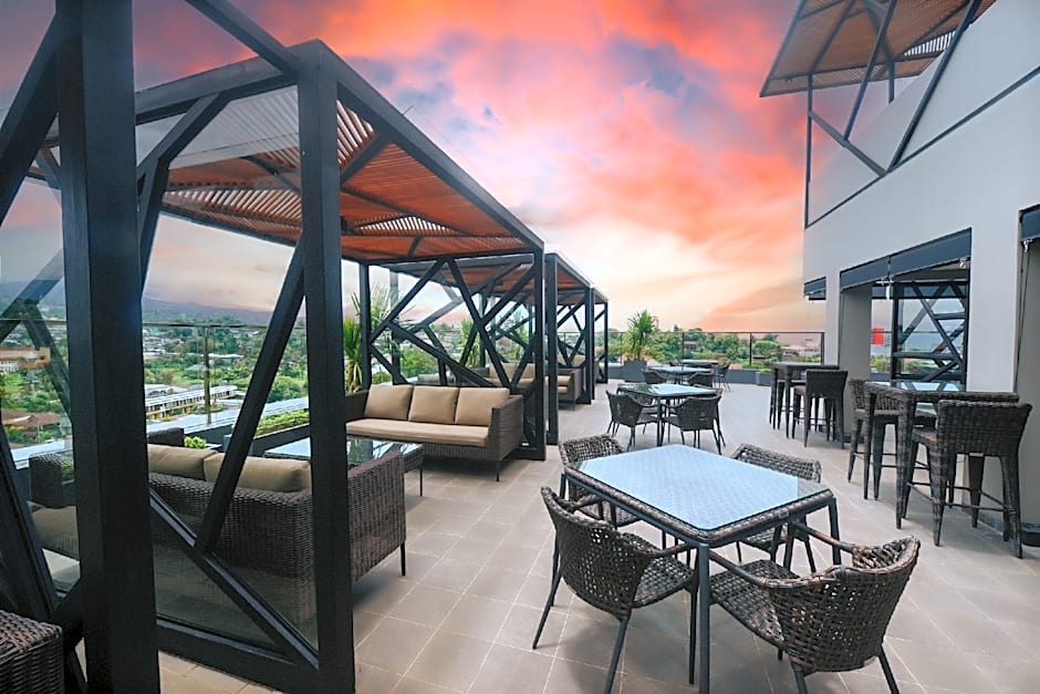 Rogers Hotel Manado