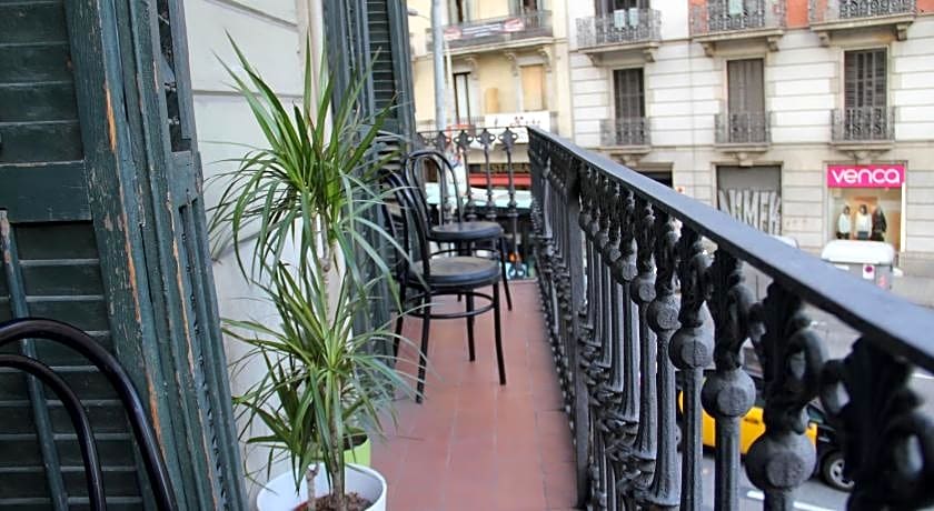 Sleep Green - Certified Eco Youth Hostel Barcelona