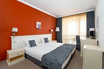 Photo 1 of 1 of Classic Room - City