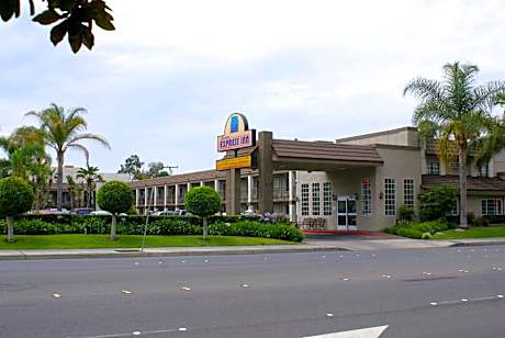 Queens Inn Anaheim