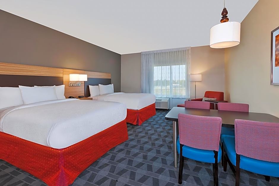 TownePlace Suites by Marriott Grand Rapids Airport Southeast
