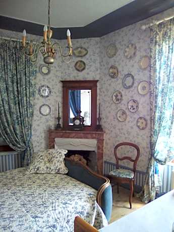 Family Room with Private Bathroom