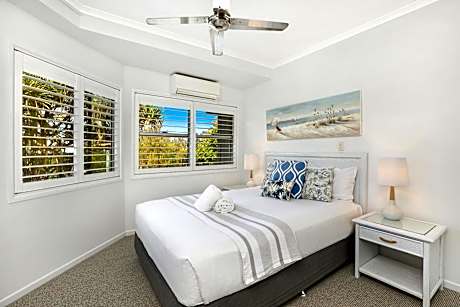 Two-Bedroom Apartment with Filtered Ocean View