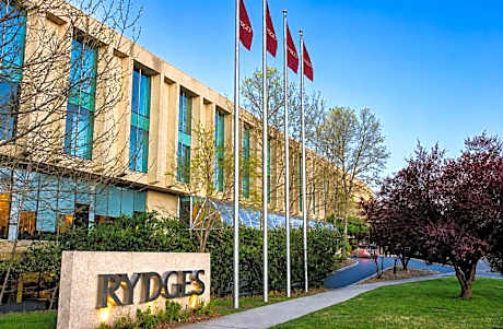 Rydges Canberra