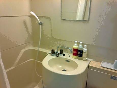 Single Room - Smoking