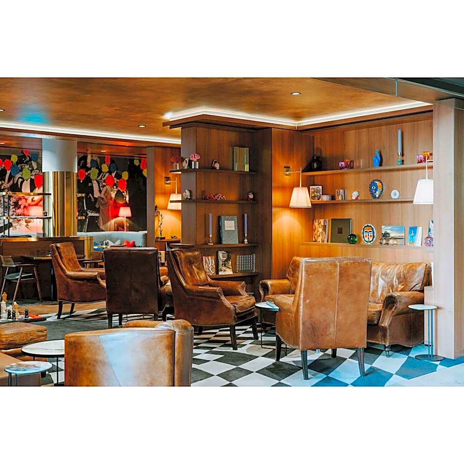 The Motley Hotel Richmond, Tapestry Collection by Hilton