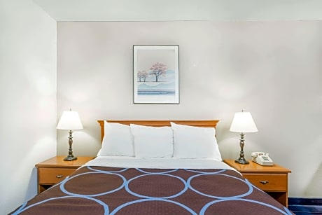 2 Double Beds Smoking