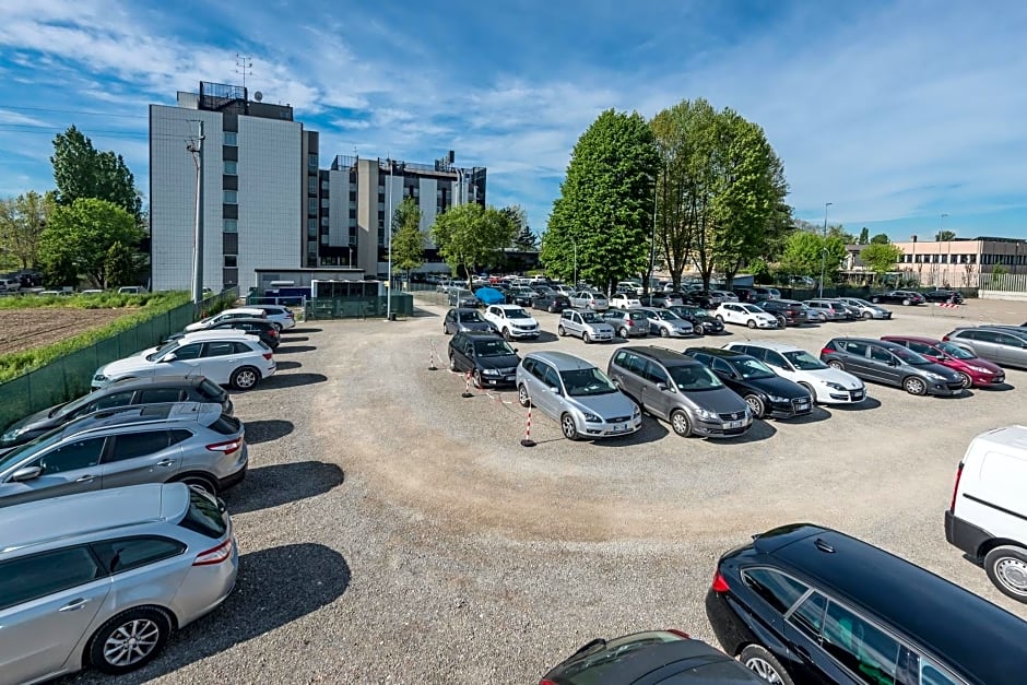 Hotel Bologna Airport