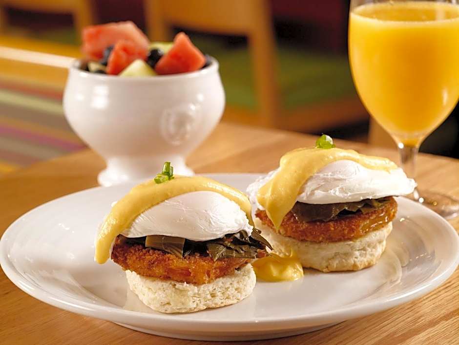 Crowne Plaza Charleston By IHG