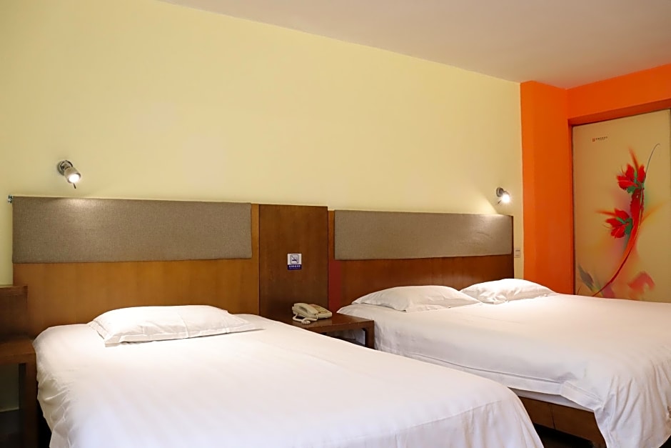 4th Zhongshan Road Garden Inn