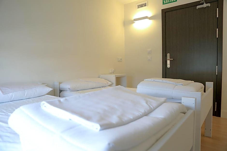ATERPE KANPEZU HOSTEL