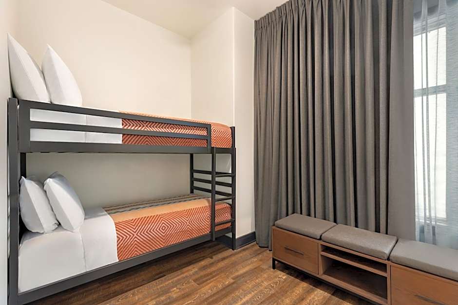 Origin Westminster a Wyndham Hotel