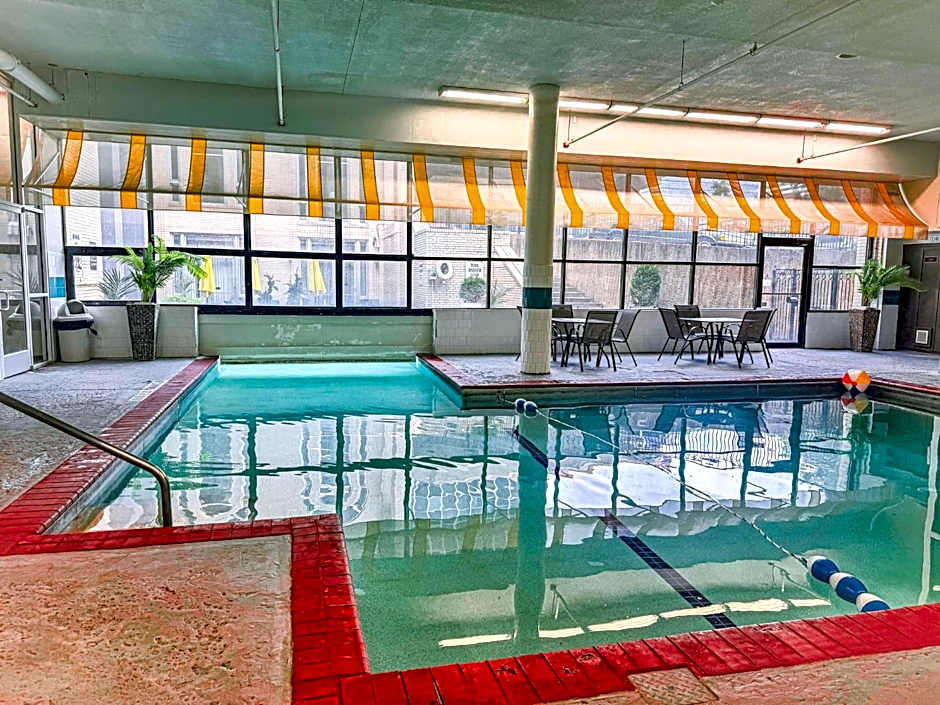 Clayton Plaza Hotel