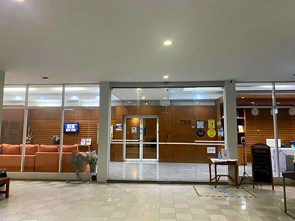 The Park 304 Executive Serviced Apartment