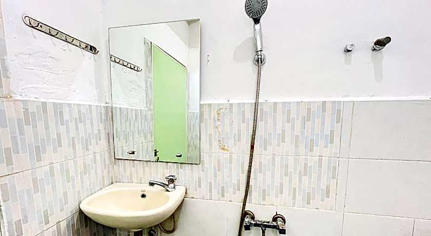 OYO 2069 Wisma Syariah Kampung Baru