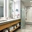 The Viv Hotel, Anaheim, a Tribute Portfolio Hotel
