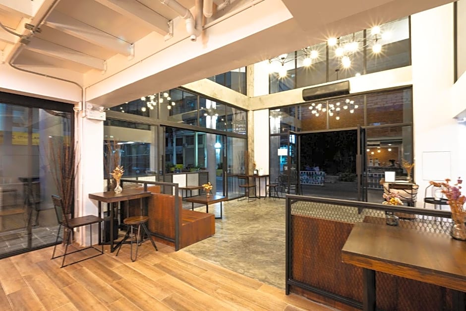 WiRE BANGKOK PRAKHANONG