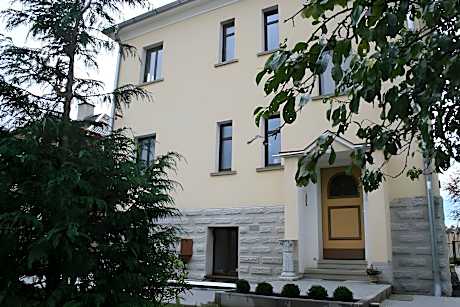 Na Vodach Hotel