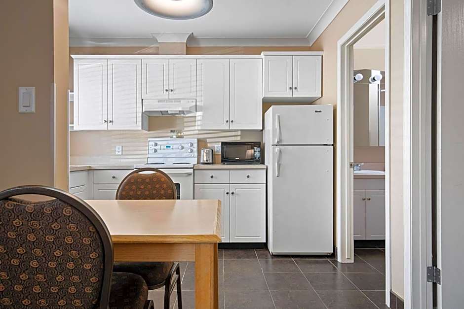 Glenwood Inn & Suites