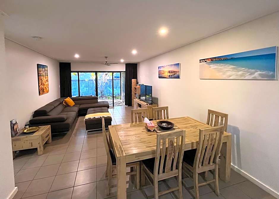 Luxury Executive Apartment at Broome Cable Beach