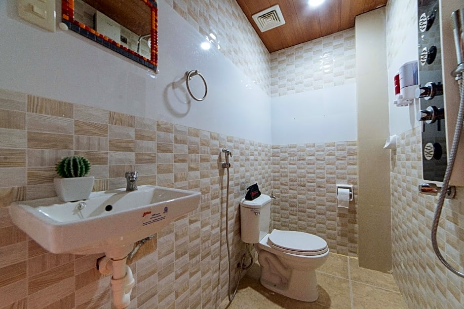 RedDoorz@Lawaan Roxas City