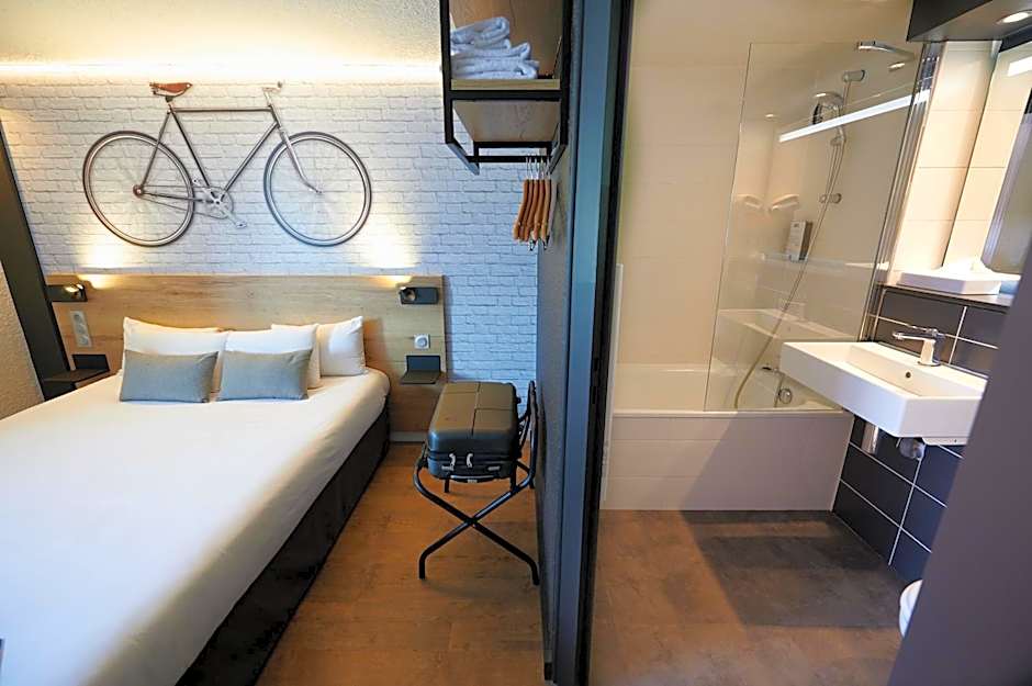 Kyriad Hotel Laval
