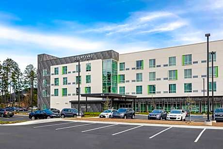 Courtyard by Marriott Savannah Airport