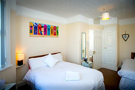 Sea Jade Guest House