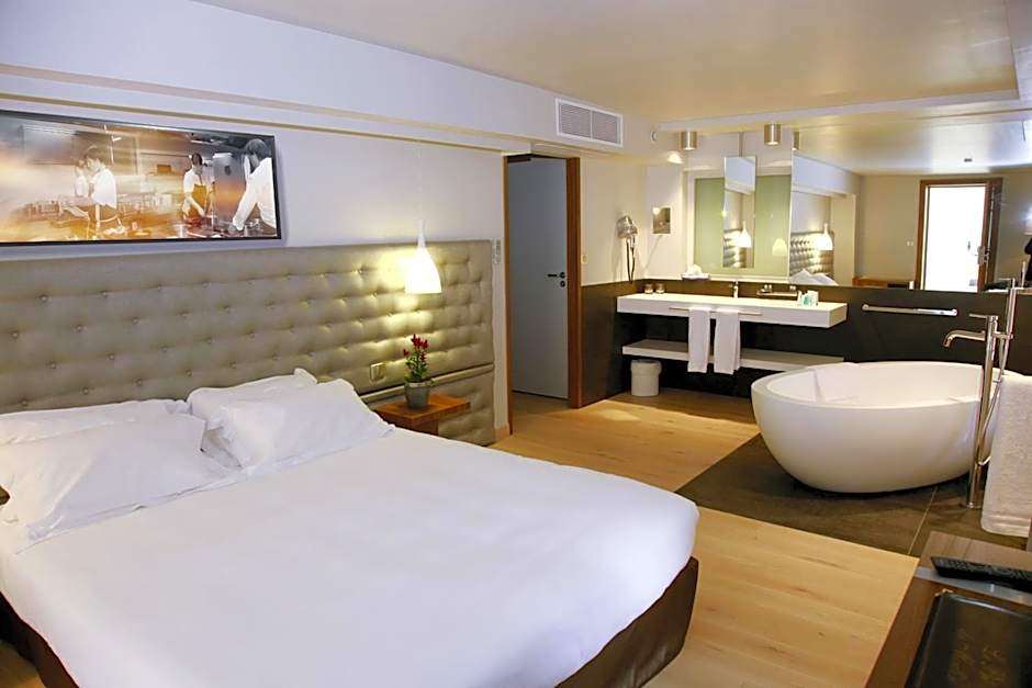 Le Pre du Moulin - Maison Alonso - Hotel & Restaurant