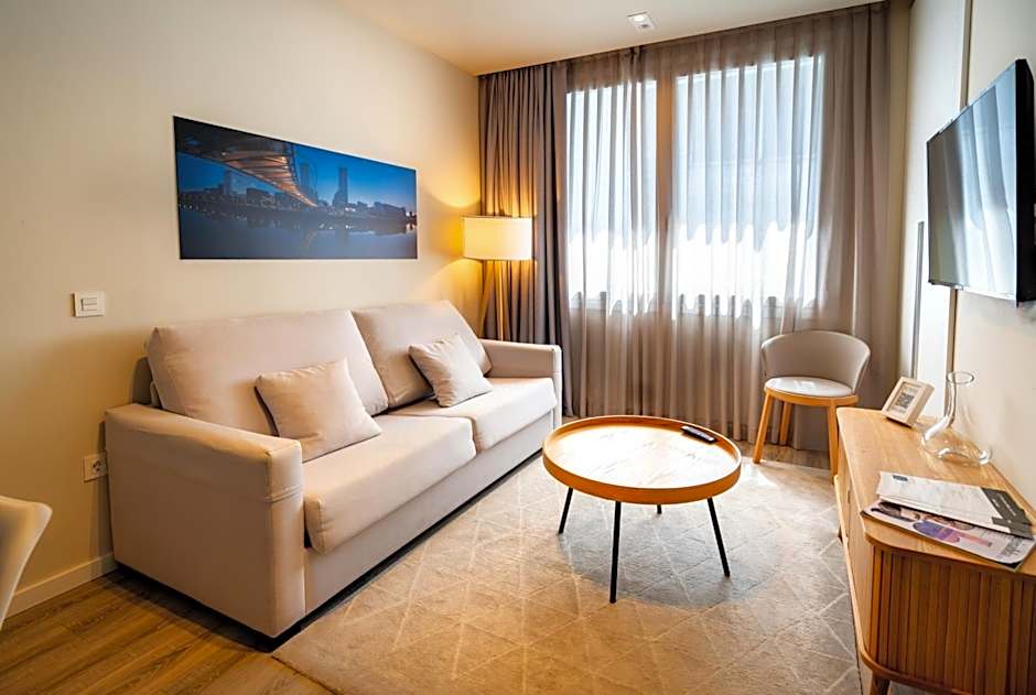 Bilbao City Center by abba Suites