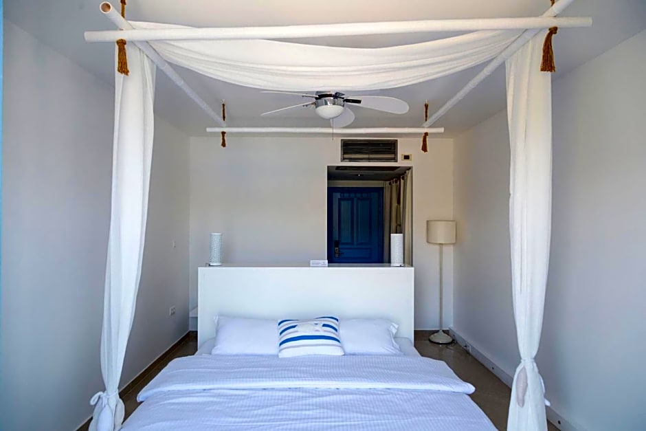 Port Alacati Hotel