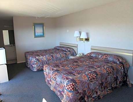 Special Offer - Double Room with Two Double Beds - Parking Included