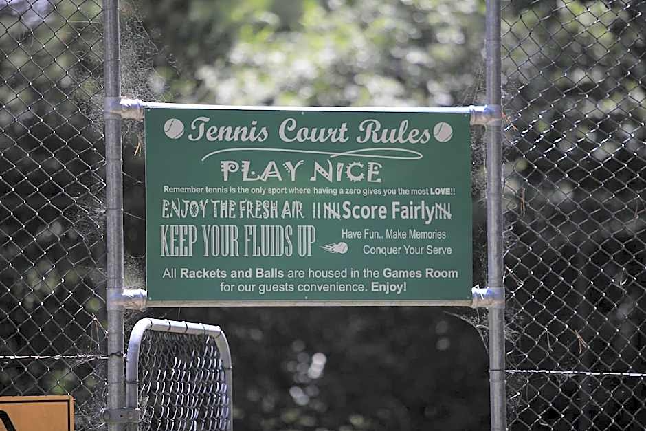 Federation Gardens & Possums Hideaway