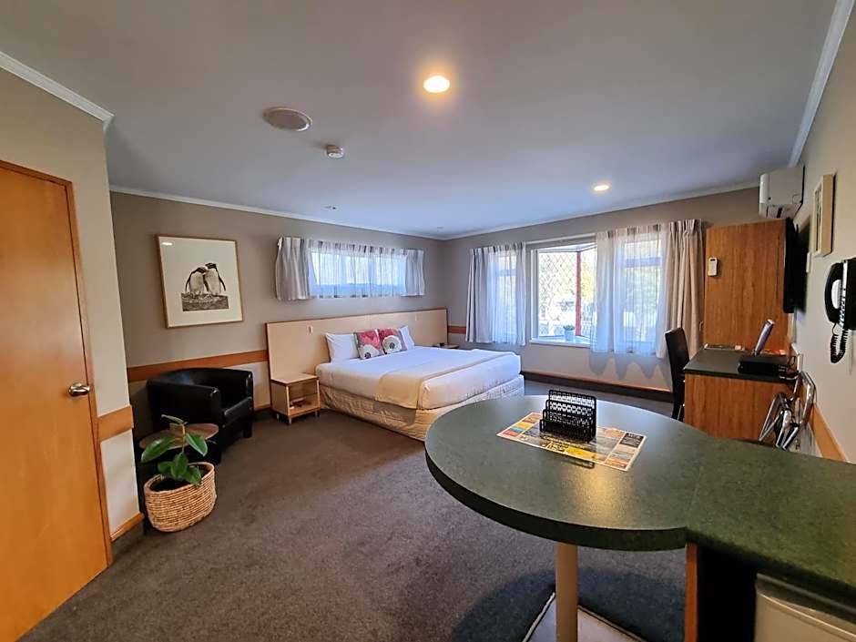 Amross Court Motor Lodge