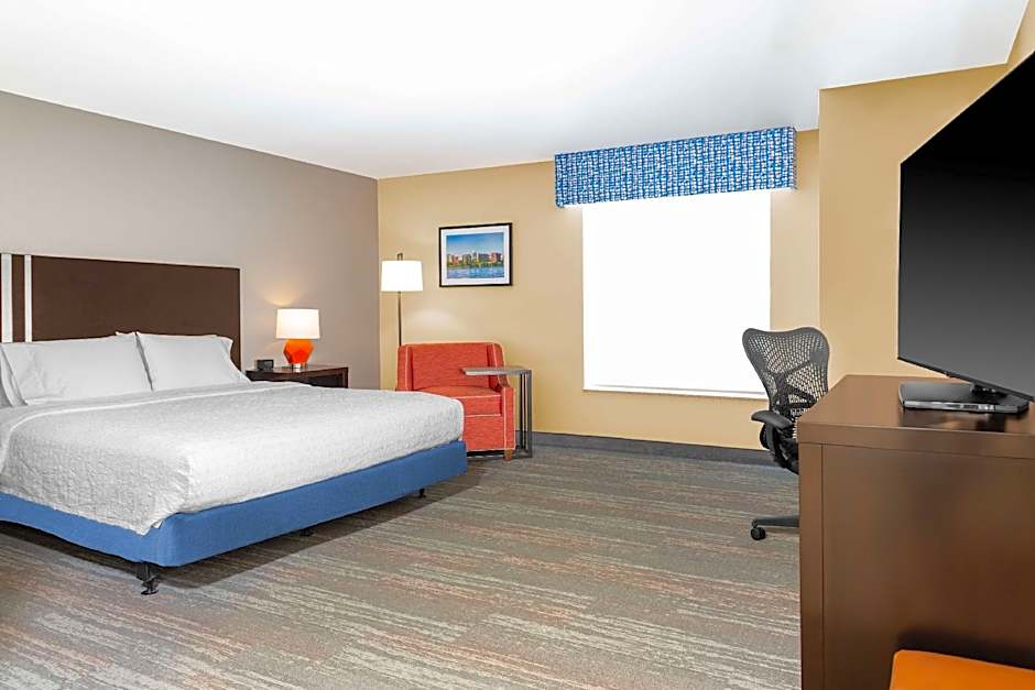 Photo 1 of 5 of 1 King Bed, Hearing/Mobility Accessible, Roll in Shower