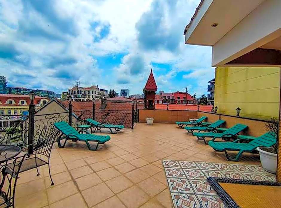 Aparthotel Old City