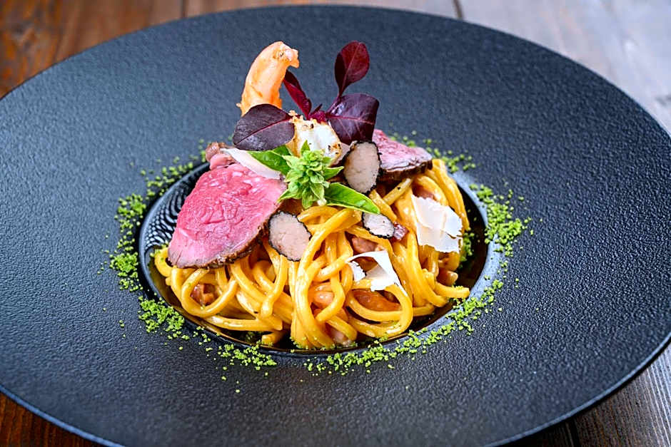 Parizs Garden Apartments