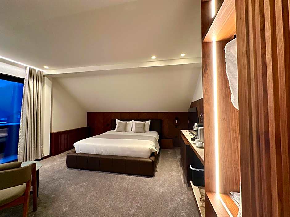 Hôtel Restaurant & Spa Les Planets