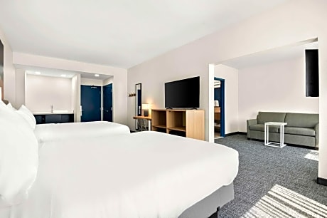 Queen Room with Two Queen Beds