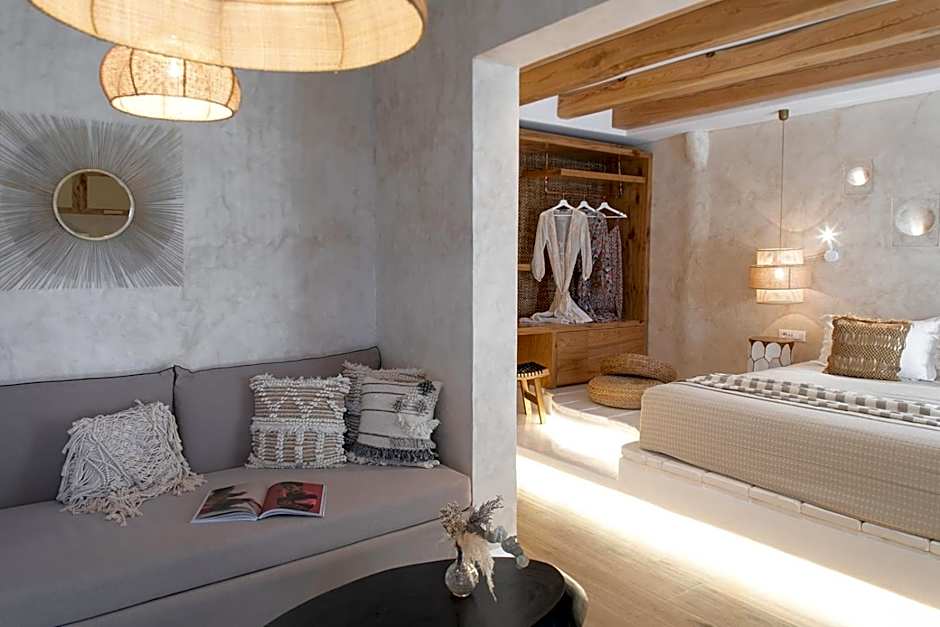 TERRA FOS NAXOS STUDIOS