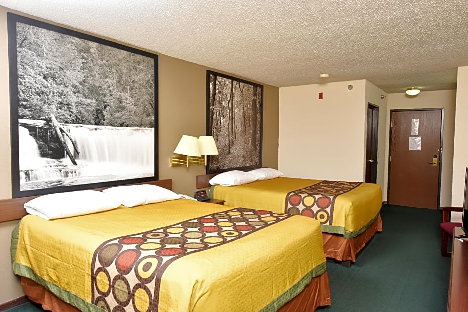 Super 8 by Wyndham Springfield/Battlefield
