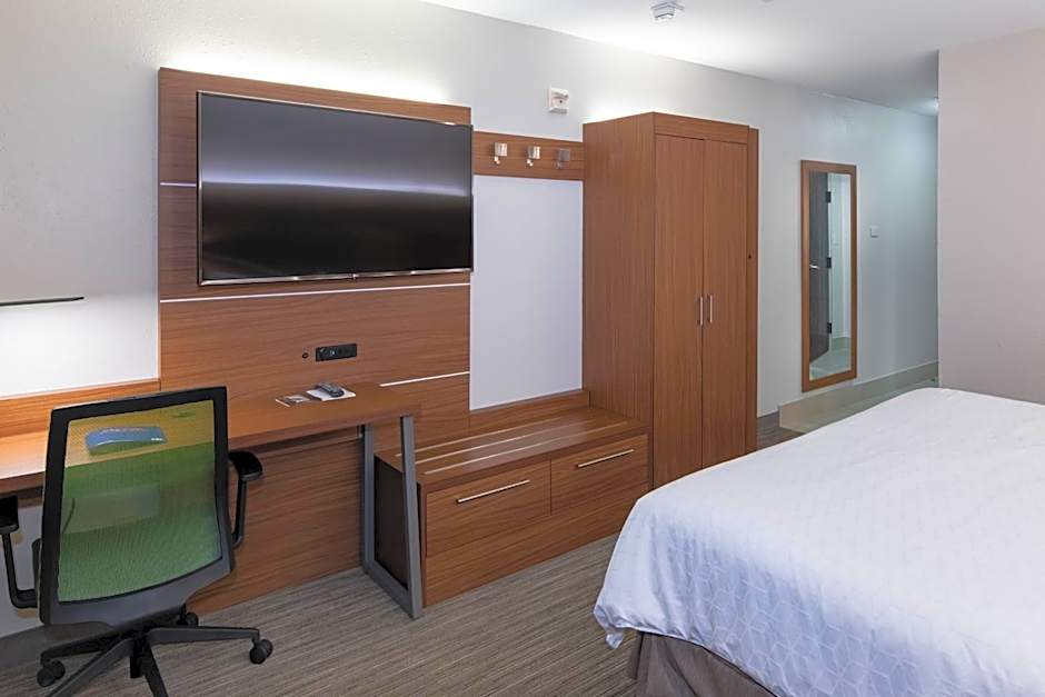 Holiday Inn Express Arlington Interstate 20 Parks Mall By IHG