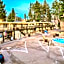 Moose and Maple Lodge