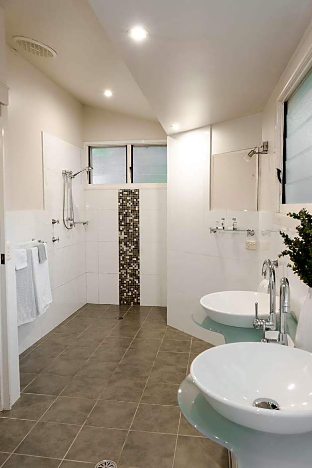 Lake Russell Lakeside Retreat