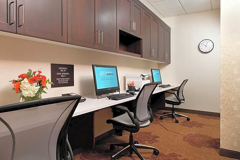 Hilton Garden Inn Pittsburgh Downtown