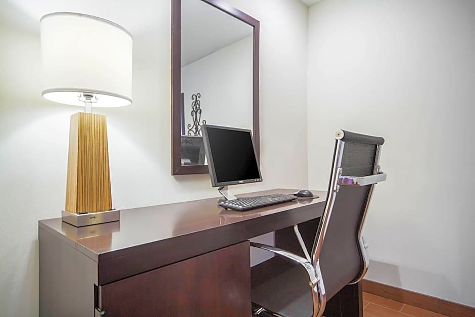 Sleep Inn & Suites Columbus