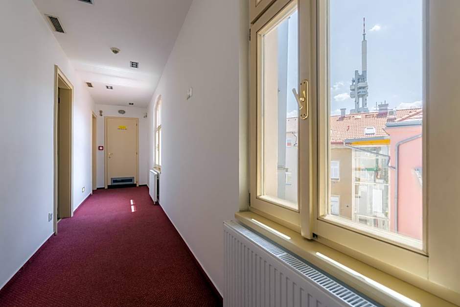 EA Hotel Victoria