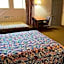 Love Hotels Western Holiday by OYO at Harlan Lake NE